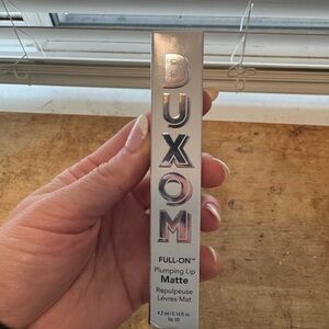 Buxom Full-On Plumping Lip Matte Drip Some $
